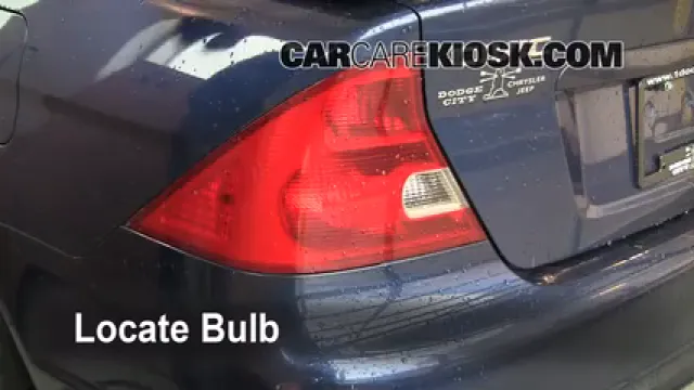 2001 Honda Civic EX 1.7L 4 Cyl. Coupe (2 Door) Luces Luz de giro trasera (reemplazar foco)